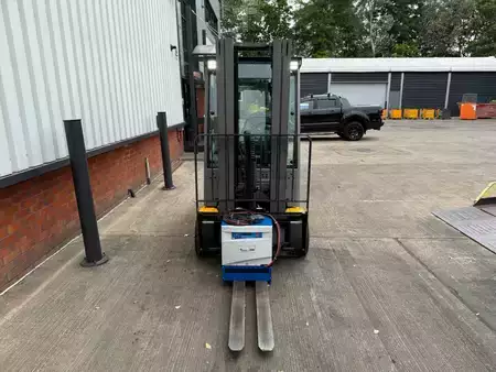 Carrelli elettrici 4 ruote 2022  Jungheinrich EFG 320 GE115-440DZ (5)