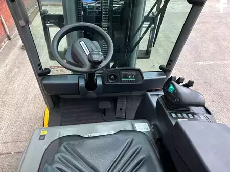 Carrelli elettrici 4 ruote 2022  Jungheinrich EFG 320 GE115-440DZ (9)