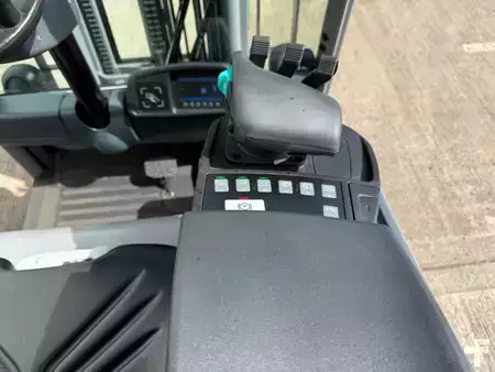 Elektromos 4 kerekű 2020  Jungheinrich EFG 320 SP GE 115-440 DZ (10)