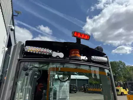 Elektromos 4 kerekű 2020  Jungheinrich EFG 320 SP GE 115-440 DZ (15)