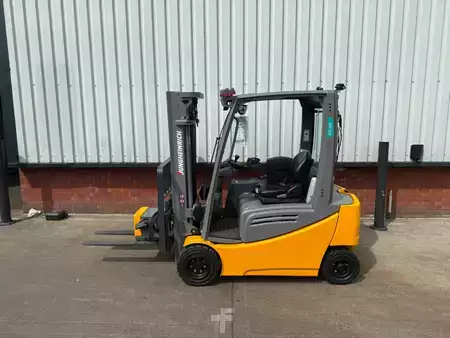 Carrelli elettrici 4 ruote 2020  Jungheinrich EFG 320 SP GE 100-440 DZ - Refurbished (4)