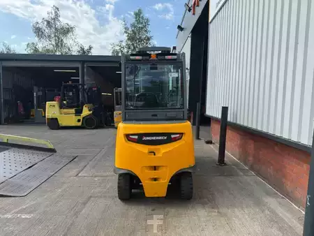 Elektromos 4 kerekű 2022  Jungheinrich EFG 545k SP G+ZVG 180-400 ZT (4)