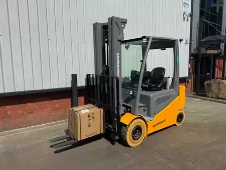 Elektromos 4 kerekű 2023  Jungheinrich EFG 425 SP GE 100-550 DZ - New Forklift (1)