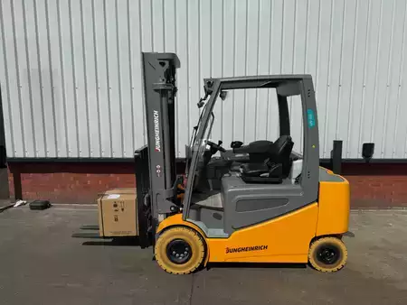 Elektromos 4 kerekű 2023  Jungheinrich EFG 425 SP GE 100-550 DZ - New Forklift (2)