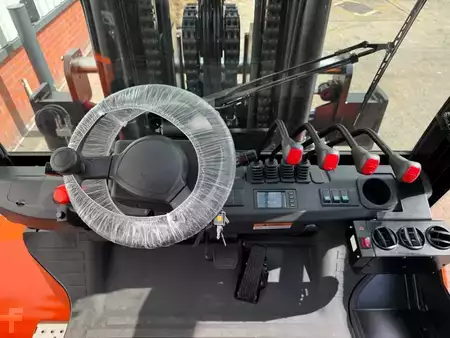 Elektrisk- 4 hjul  HC (Hangcha) XCP100 - Li Ion 920Ah - New Forklift (13)