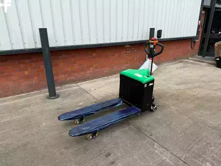 Nízkozdvižný vozík 2026  HC (Hangcha) WDA20 - Li Ion - New Forklift (1)