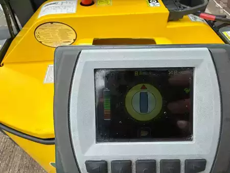 Beállós targonca 2023  Combilift WR (6)