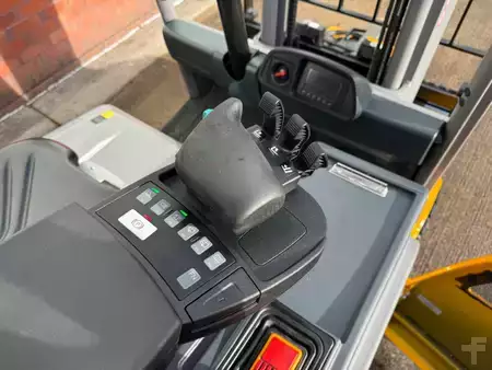 Elektro čtyřkolový VZV 2020  Jungheinrich EFG 320 SP GE 120-350 ZT (14)