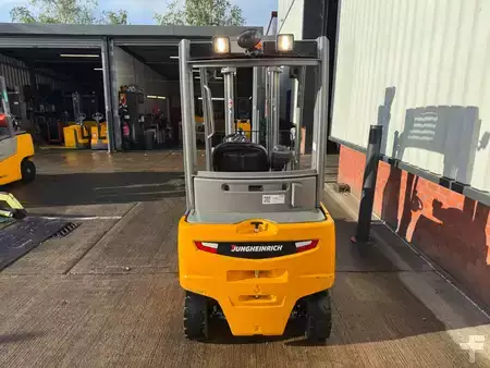 Elektro čtyřkolový VZV 2020  Jungheinrich EFG 320 SP GE 120-350 ZT (2)