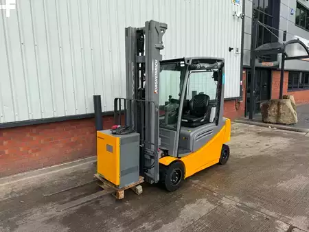 Elektro čtyřkolový VZV 2017  Jungheinrich EFG 320 SP GE 120-550 DZ (1)