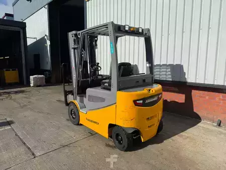 Carrelli elettrici 4 ruote 2021  Jungheinrich EFG 425k SP GE 120-500 DZ (3)