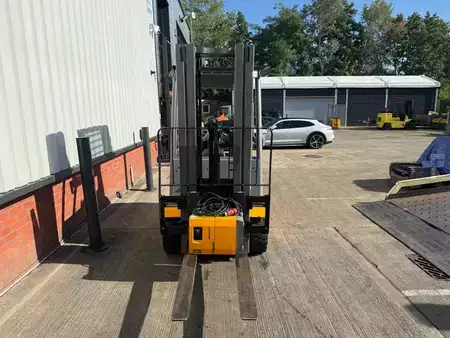 Carrelli elettrici 4 ruote 2021  Jungheinrich EFG 425k SP GE 120-500 DZ (5)