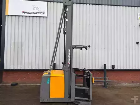 Horizontal-Kommissionierer 2018  Jungheinrich EKS 312 Z+F 100-950 DZ (2)