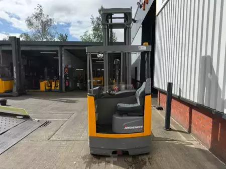 Retraky 2016  Jungheinrich ETV 214 SP E GE 100-800 DZ (3)