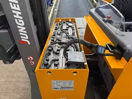 Retraky 2021  Jungheinrich ETV C16 SP E GE 100-710 DZ (13)