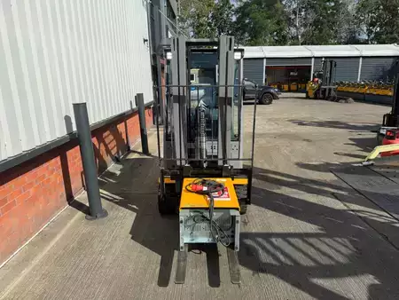 Elektryczne 3-kołowe 2021  Jungheinrich EFG 216 SP GE 110-440 DZ (4)