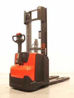 Pallestabler 2010  BT SWE 120 L Staxio (2)