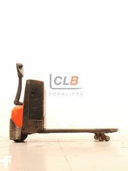 Wózki niskiego podnoszenia 2010  BT LWE 180 Levio (3)