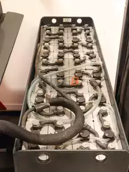 Chariots à mât rétractable 2014  Linde R 16 HD-01 (7)