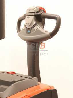 Hochhubwagen 2019  BT SWE 200 D Staxio (8)