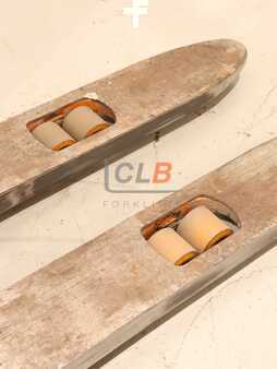 24915_6332-8.jpg?v=1761539136