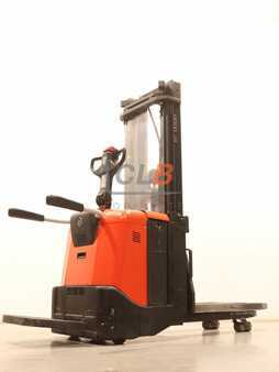 Pinontavaunu 2010  BT SPE 125 L (1)