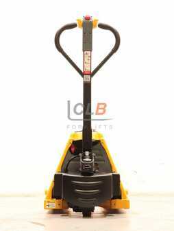 Chariots tracteurs 2025  Hu-Lift EPT 20 H (3)