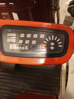 Elektro tříkolové VZV 2004  BT CBE 18 T (9)