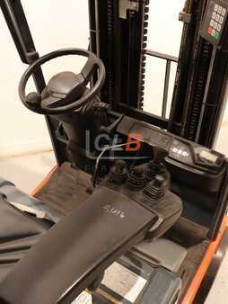 3-wiel elektrische heftrucks 2016  Toyota 7 FBEST 13 (9)