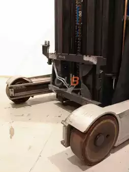 Reach Truck 2016  Still FM-X 14 (9)