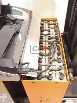 Reach Truck 2017  Still FM-X 14 (9)