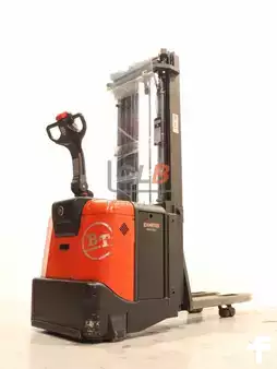Apilador eléctrico 2008  BT SPE 160 L (1)