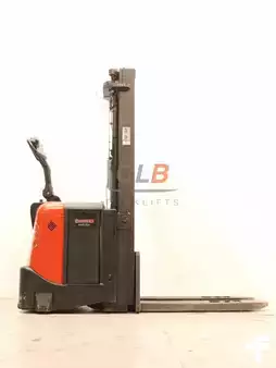 Apilador eléctrico 2008  BT SPE 160 L (4)