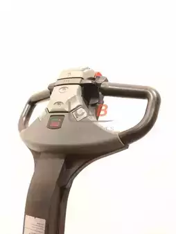 Apilador eléctrico 2008  BT SPE 160 L (8)