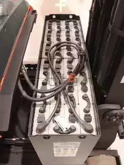 Carretilla retráctil 2016  BT RRE 140 (7)