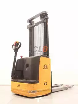 Apilador eléctrico 2003  OM CL 10.5 (1)
