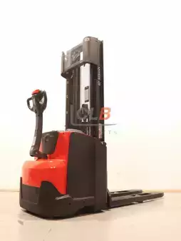 Stacker pedestre 2019  Toyota SWE 120 (1)