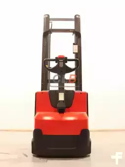Stacker pedestre 2014  BT SWE 120 (3)