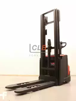 Stacker pedestre 2014  BT SWE 120 (5)