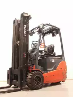 3-wiel elektrische heftrucks 2015  Toyota 8 FBEK 18 (1)
