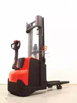 Apilador eléctrico 2016  BT SWE 120  L (1)