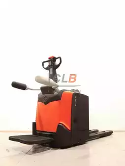 Niederhubwagen 2018  Toyota LPE 200 (1)