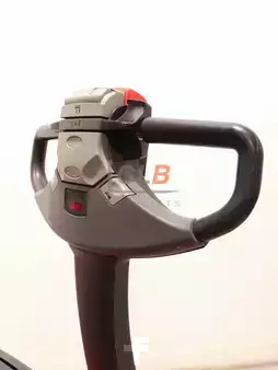 Apilador eléctrico 2012  BT SWE 120 (7)