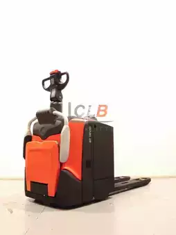 Niederhubwagen 2020  Toyota LPE 200 (2)