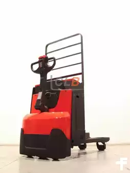 Wózki niskiego podnoszenia 2020  Toyota LWE 180 (1)