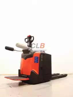Niederhubwagen 2020  Toyota LPE 200 (1)