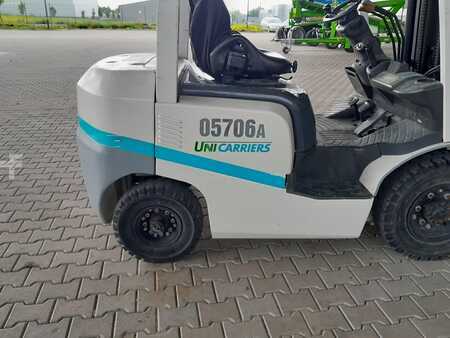 Dieselstapler 2015  TCM FHD25T3A (3)