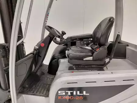 Elektro čtyřkolový VZV 2015  Still RX 60-25 (8)