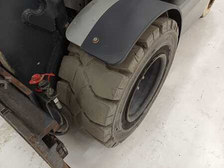 Elektromos 4 kerekű 2015  Still RX 60-50 (10)