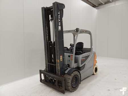 Elektromos 4 kerekű 2015  Still RX 60-50 (3)